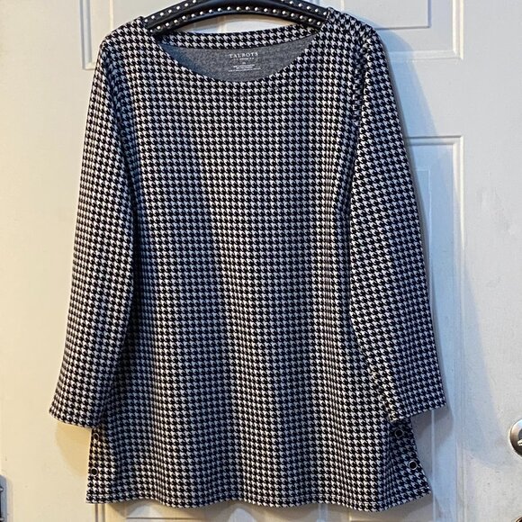 Talbots Sweaters - Talbots Black and White Houndstooth Scoop Neck Sweater